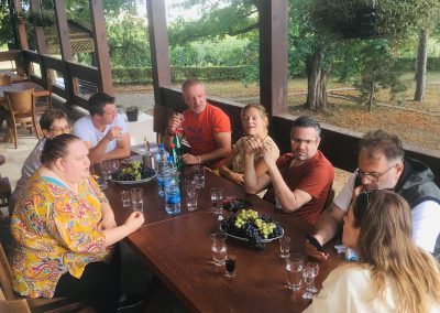 Predah u vinogradima - Letnja škola srpskog jezika Serbonika